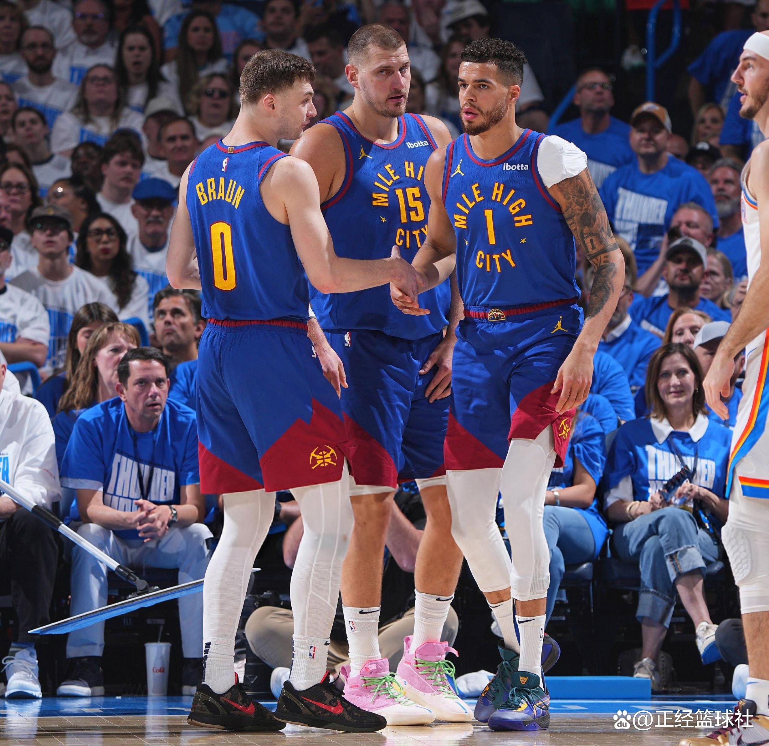 2011 圣路易斯奇迹：常规赛最后 30 天红袜崩盘，红雀上演了 10.5 场胜差的大逆转