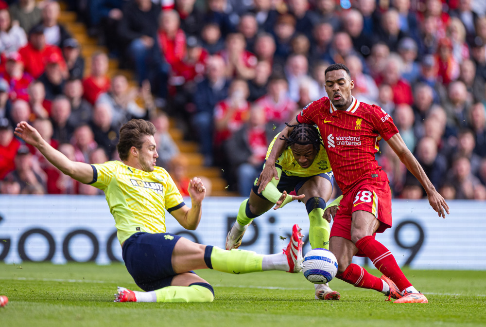 欧冠7连胜势如破竹 红军平队史最长连胜