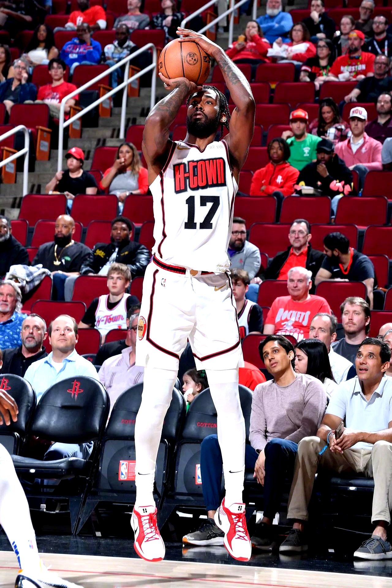 梅西荣膺美职联年度MVP，成北美体坛连续获奖伟大球员