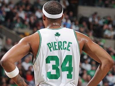 50+41+76！湖人27岁最准神枪立威，5100万真香，詹皇：我们需要他