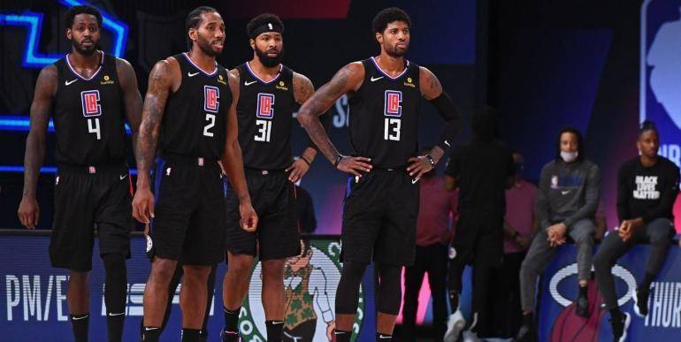 鲁能在1月10日官宣重要决定，王大雷乐开花