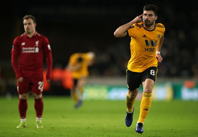 铃木一朗转会纽约洋基，脱下西雅图球衣的瞬间成为那年的头条新闻